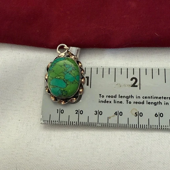Vintage 925 Silver & green turquoise stone Pendant in 925 Guc 1.50" x 1" - Picture 7 of 7